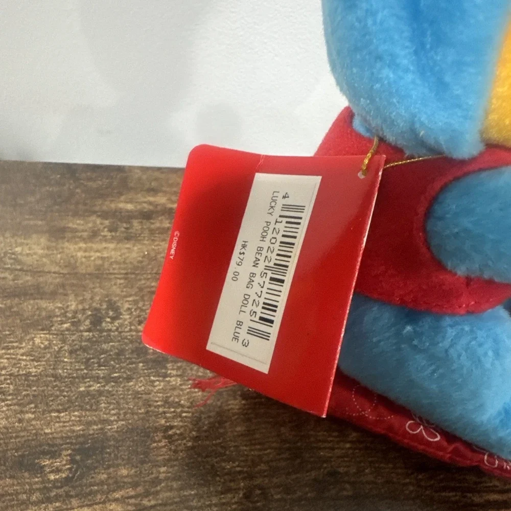 Maneki-Neko Disney Store‎ Japan Exclusive Winnie the Pooh Lucky Cat Plushie Blue